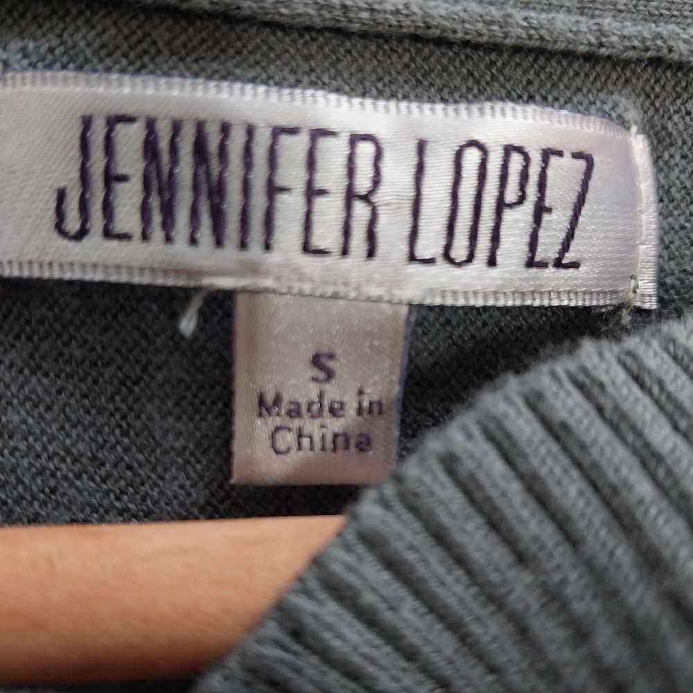 woman's shirt Jennifer Lopez top size small blouse - Picture 5 of 5